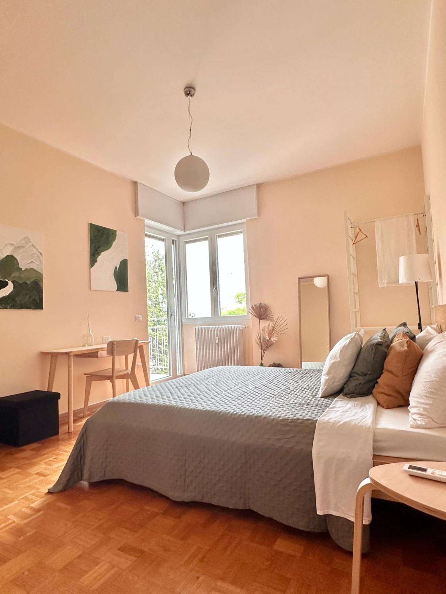 Casa Ling -Ac - Parking-2Bathrooms Комо Экстерьер фото