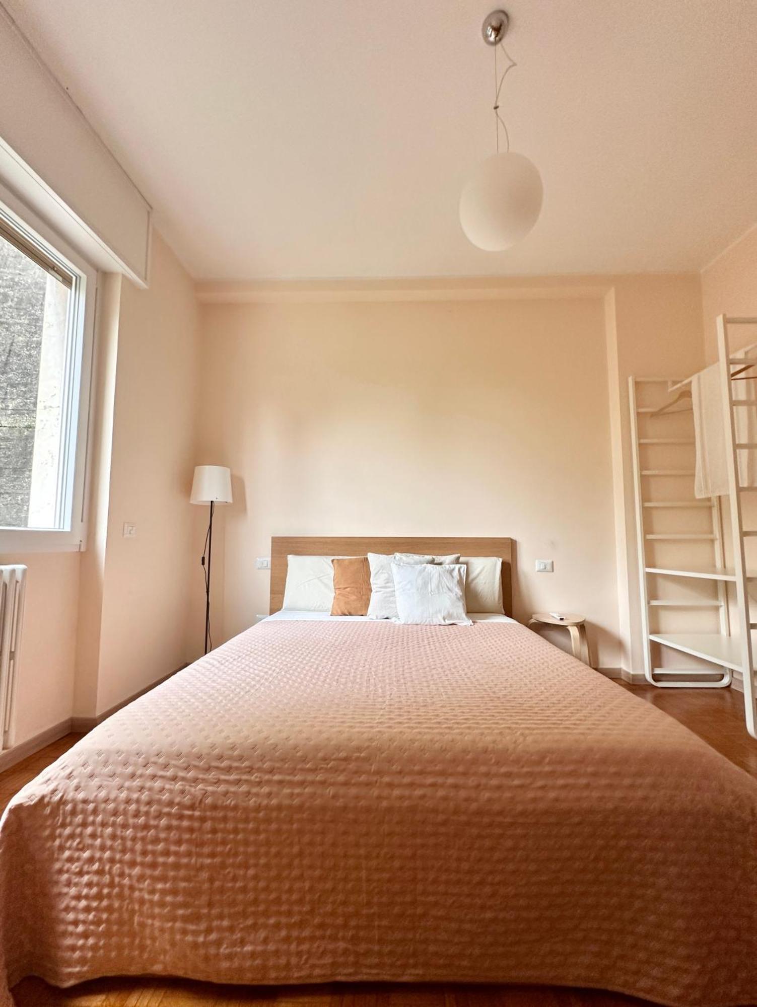 Casa Ling -Ac - Parking-2Bathrooms Комо Экстерьер фото
